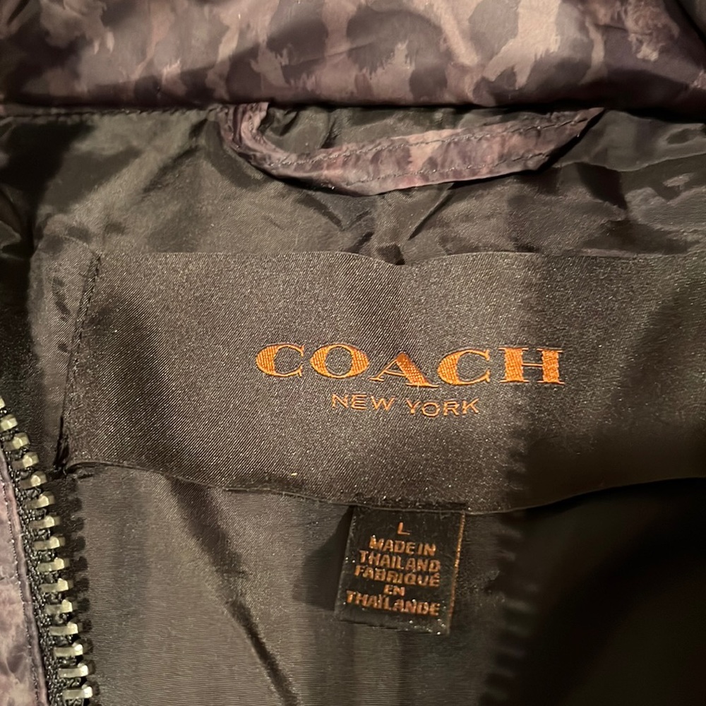 Women’s Coach Vest with fur hood - size Large